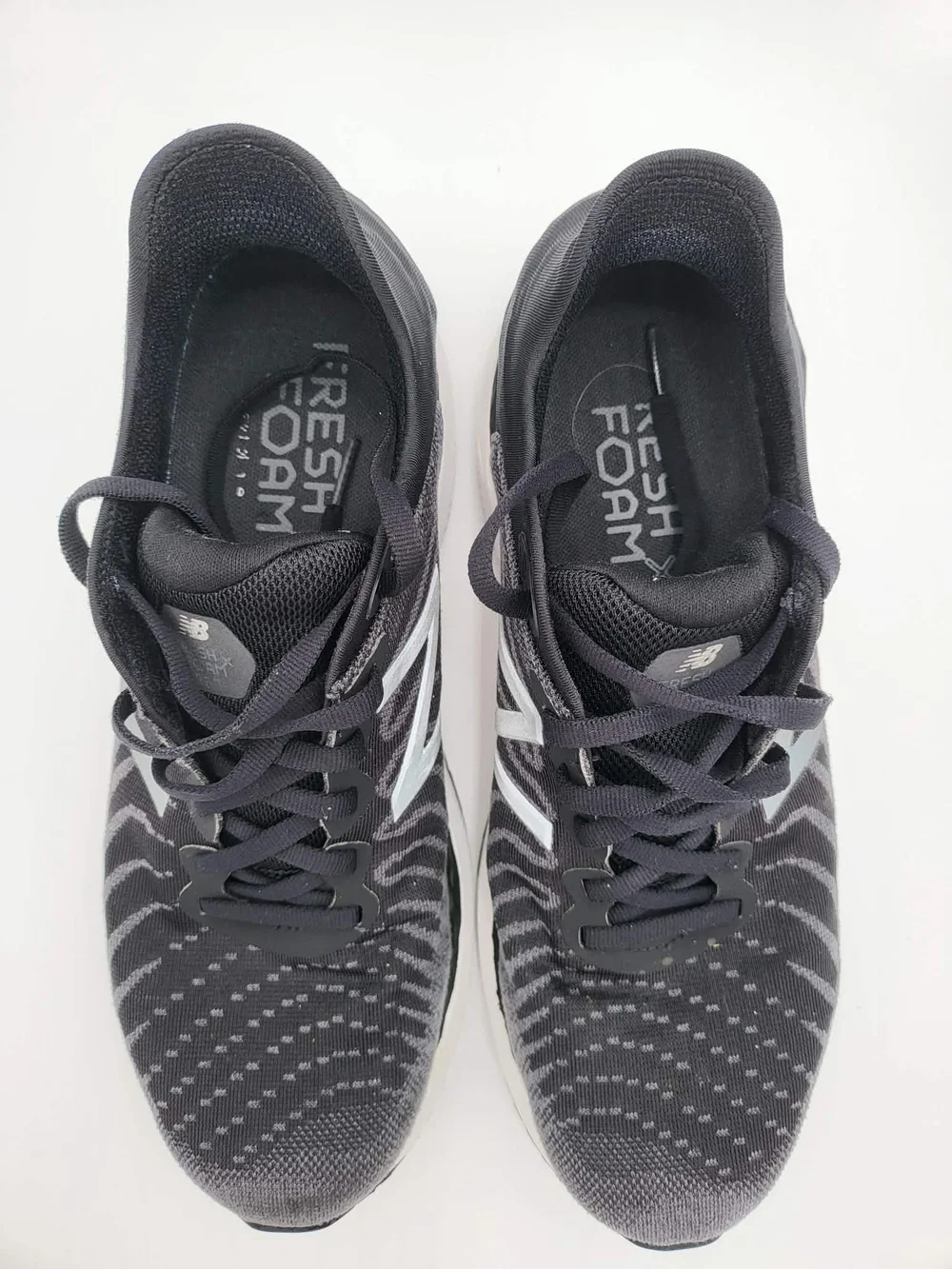 New Balance Womens Black & Gray Running Shoes